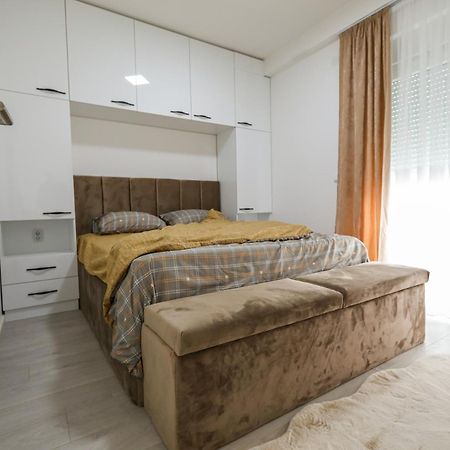 Apartman Jelena Apartment Враня Екстериор снимка